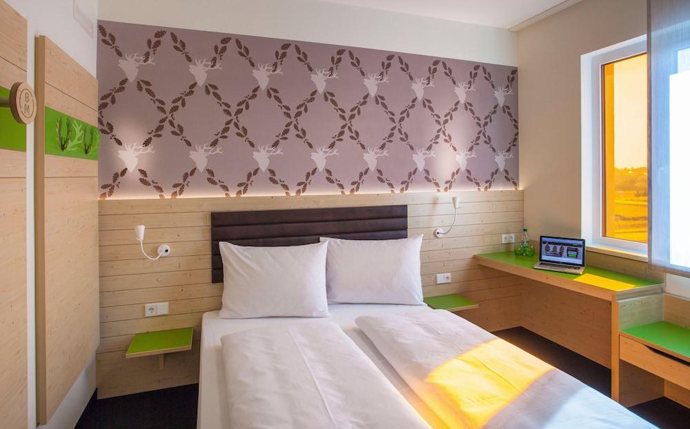 Coffee Fellows Hotel Muenchen-Freiham Экстерьер фото
