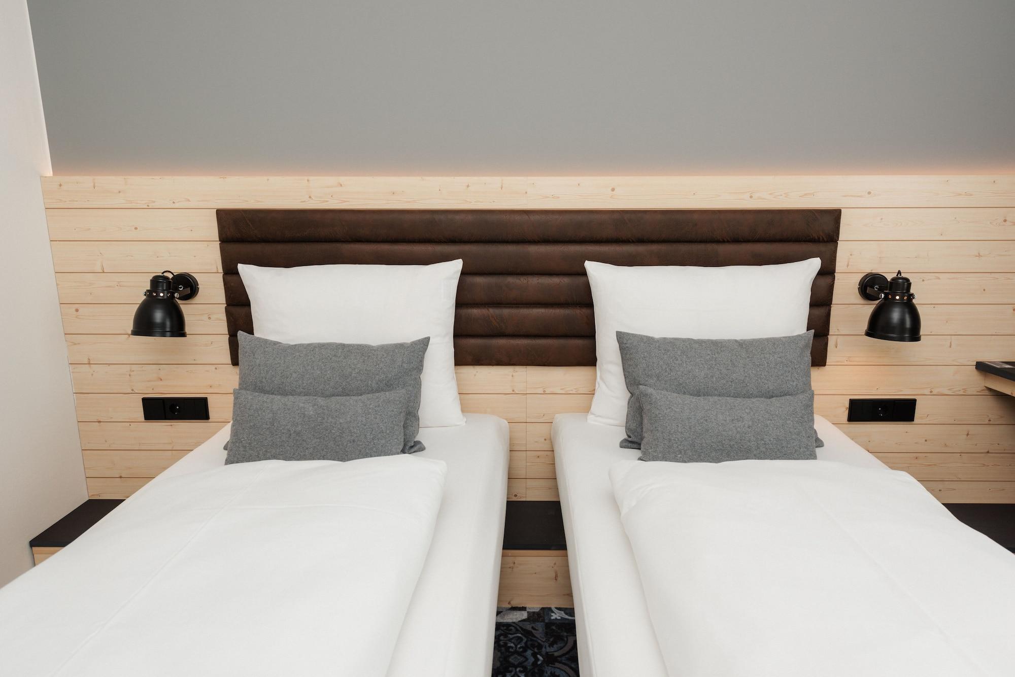 Coffee Fellows Hotel Muenchen-Freiham Экстерьер фото